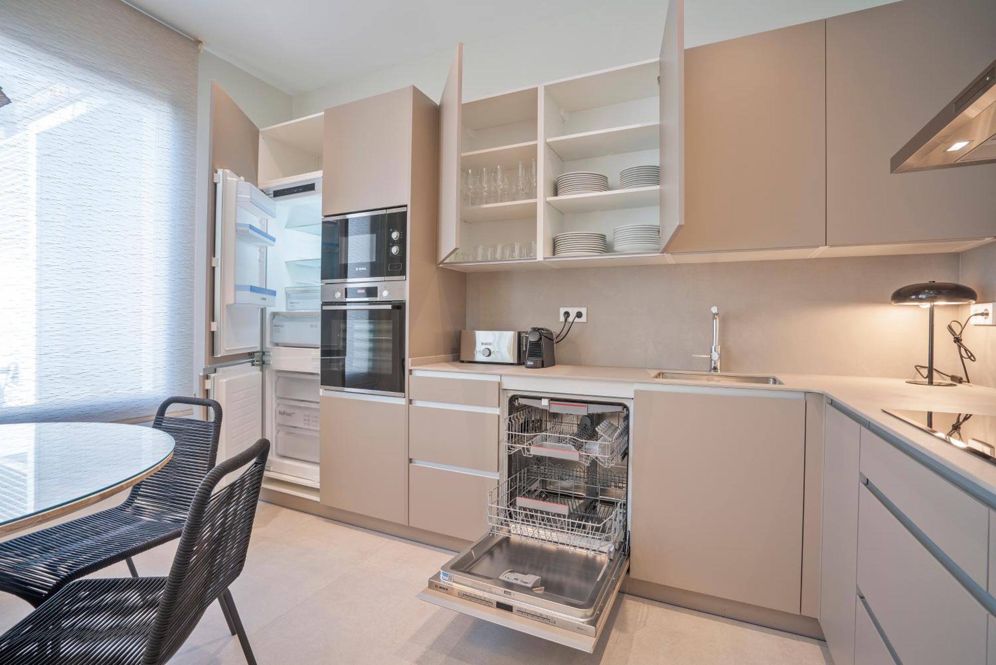 Sitges Spaces Garden Condo-2 Bedrooms, 2 Bathrooms, Garden Terrace, Near Center, Sleeps Up To 6- Monthly Rentals Only Exterior photo